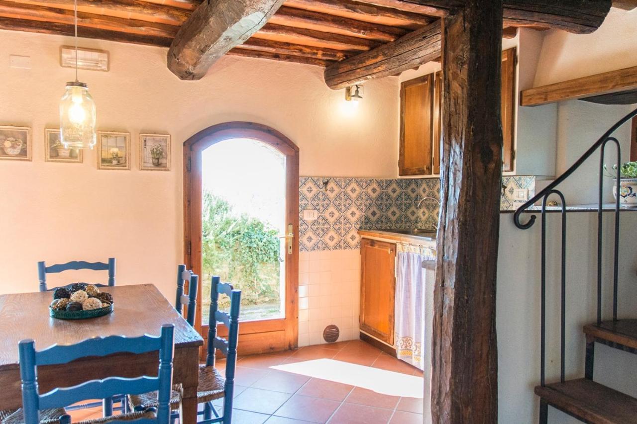 Готель Borgo Solamore Кортона Екстер'єр фото